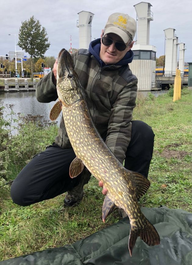 Cris Caanen with Dutch Pike